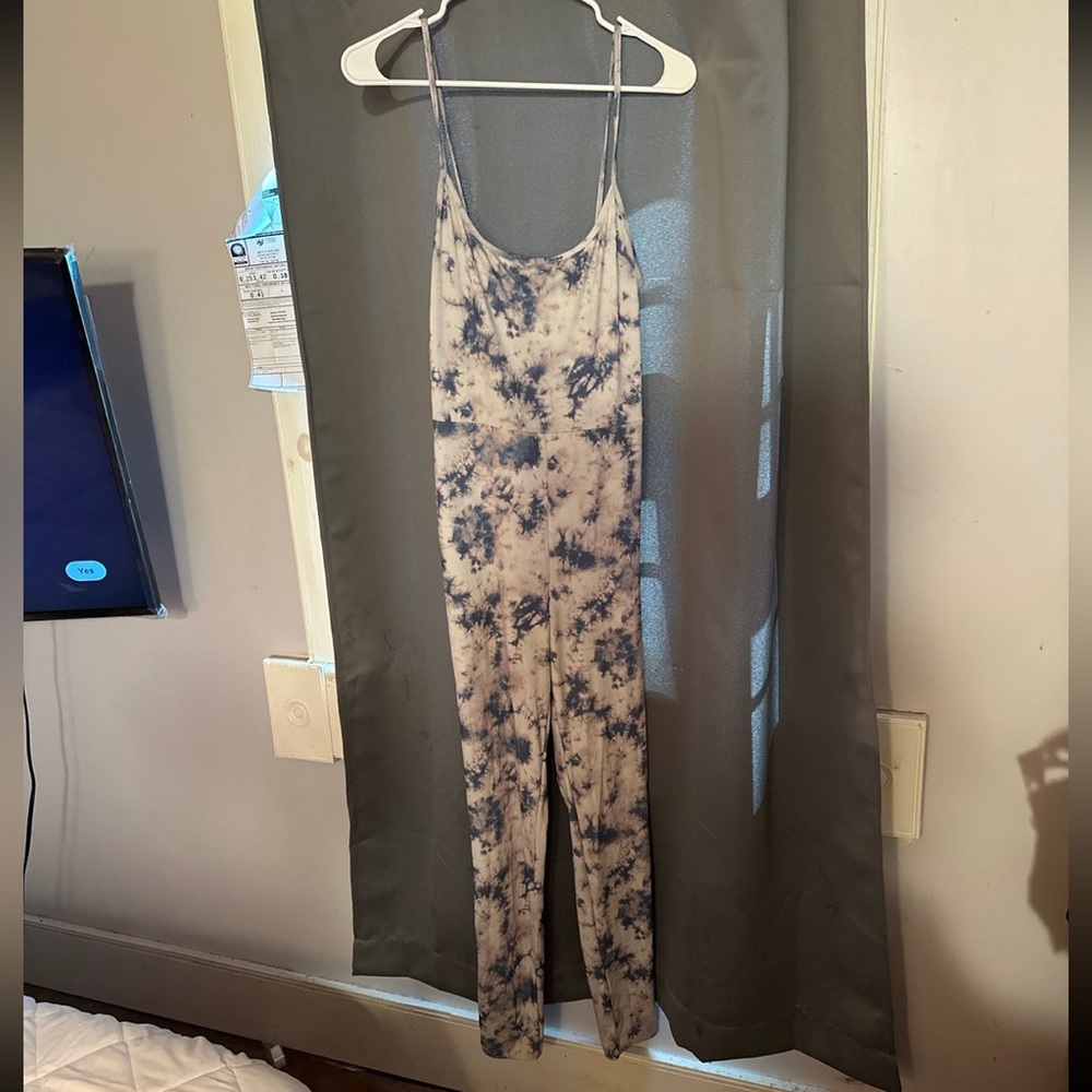 Fashion Nova Jumpsuit size Medium